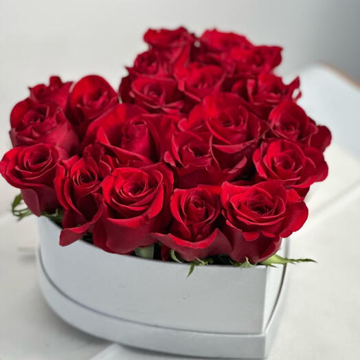 Heart shape red roses