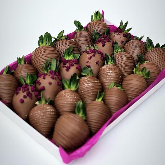 Клубника в шоколаде