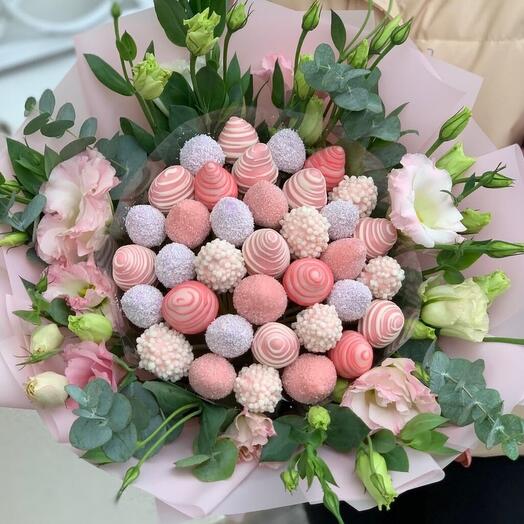 Клубника в шоколаде + эустома