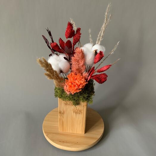 Композиция из сухоцветов «Теплая осень»