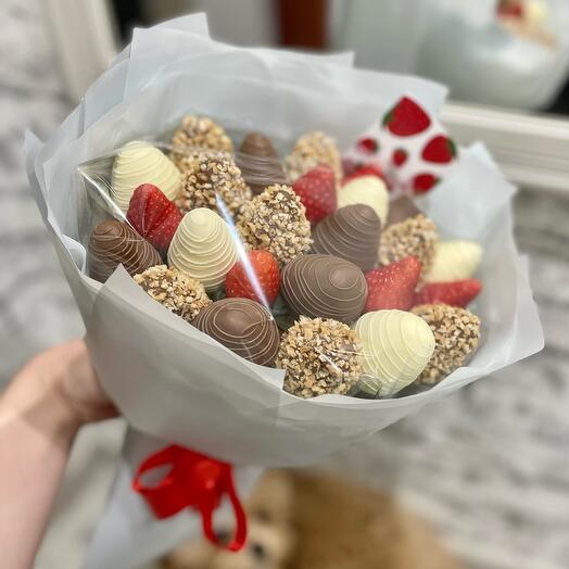 Букет из клубники в шоколаде