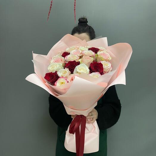 Delicada mezcla de rosas 25 piezas