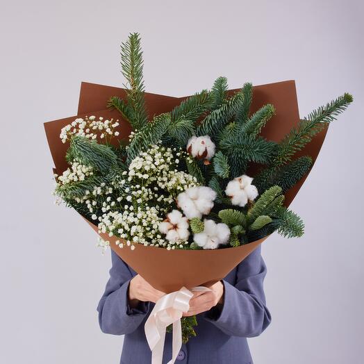 Новогодний ароматный букет из ели нобилиса и гипсофилы