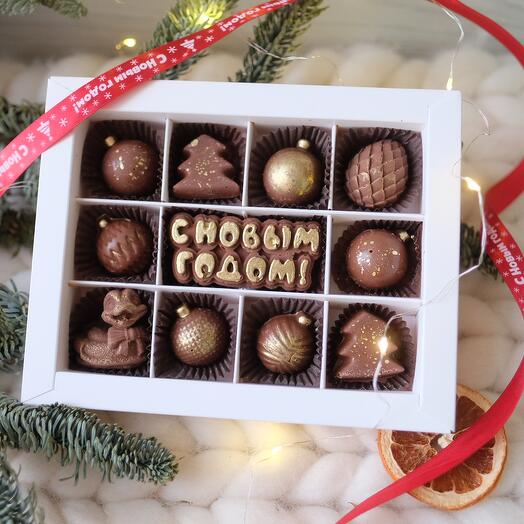 Конфеты новогодние молочные