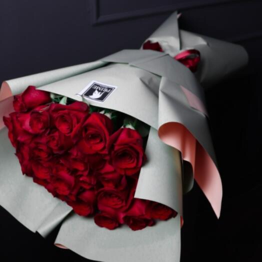 Букет Мир-Света 25 роз красный