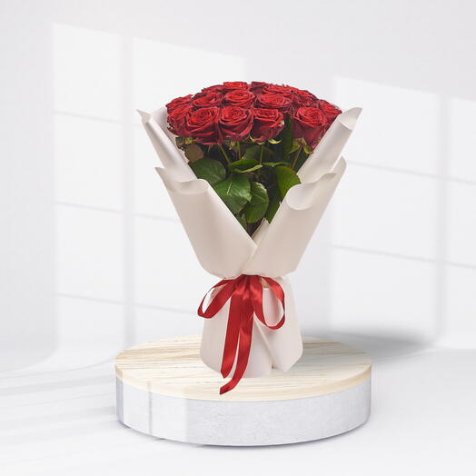 Valentine s Love ( 31 Roses )