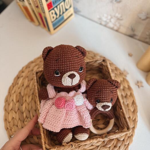 Игрушка вязаная «Мишка в розовом платье». Набор для новорожденного