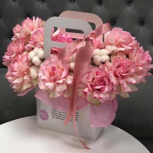 A bag of Love roses