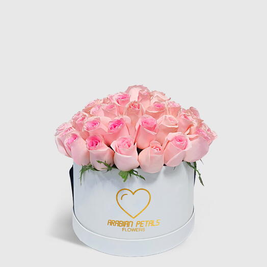 Pink Bouquet Roses Medium White Box