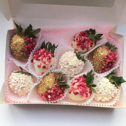 Клубника в шоколаде 9 штук 🍓 🍫 🍓