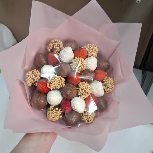 Букет из клубники в шоколаде (500 грамм)