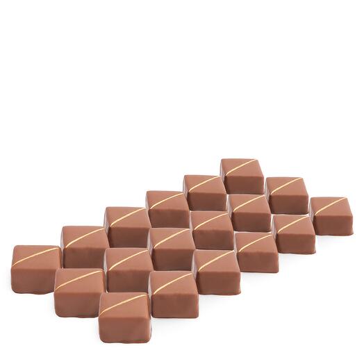 Коробка с конфетами «Аврора» 18шт, Кантата