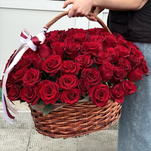 Корзина из 51 бордовой розы🌹