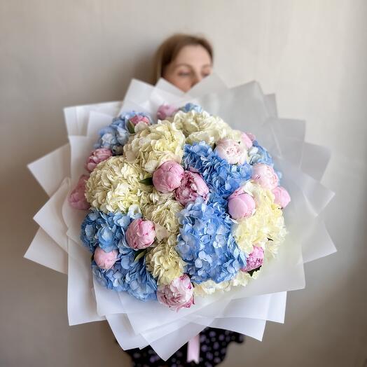 Огромный букет из пионов и гортензий, Сара Бернар, арт 72 Flower Perfect