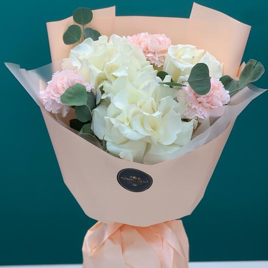 Французская Роза и диантусы🌸