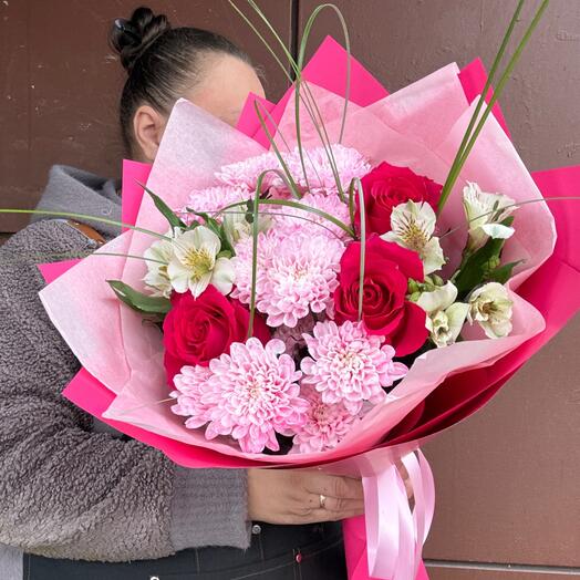Букет из роз и хризантемы 🌸для любимой