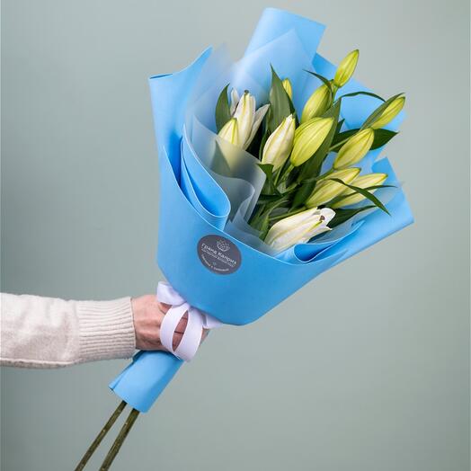 Букет из 3 белых лилий