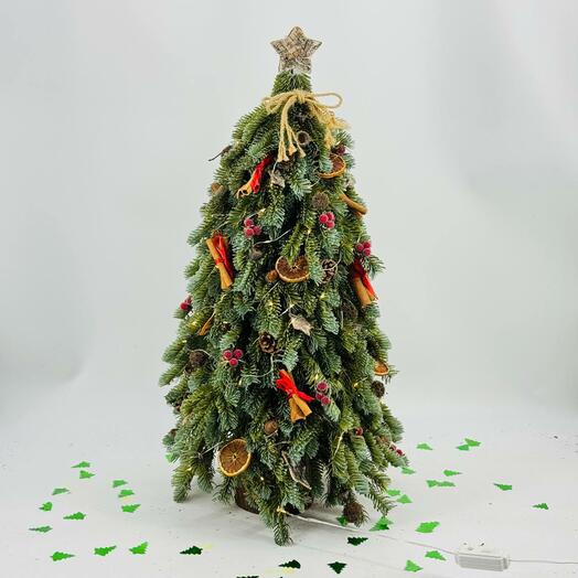 Искусственная ёлка ручной работы из Нобилиса