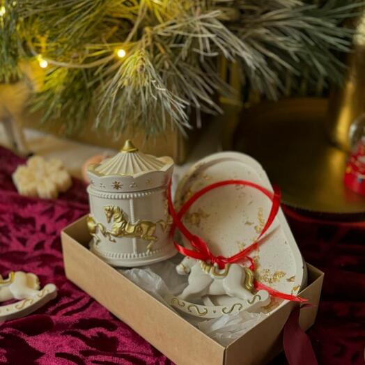 Новогодний набор со свечей "карусель"