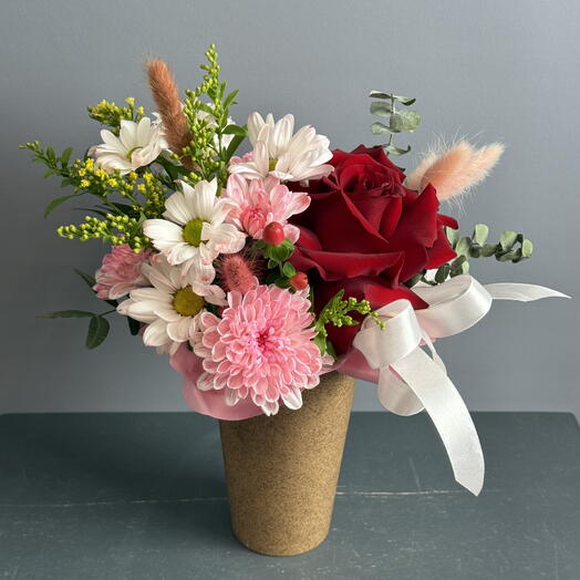 Композиция из французской красной розы в стаканчике 🌹