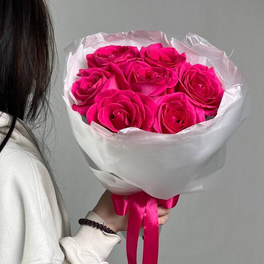 Монобукет из малиновых эквадорских роз