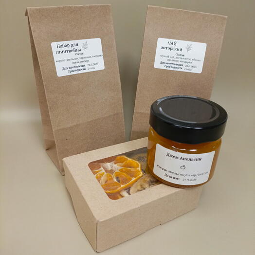 Подарочный набор чая, сухофруктов, джем