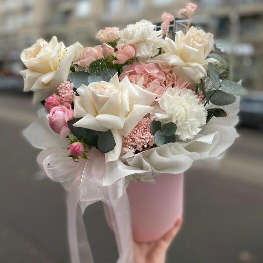 Шляпная коробка «Вайт охара и гортензия» 💗