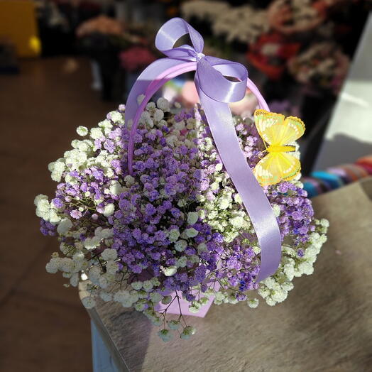 Гипсофила,, композиция в сумочке