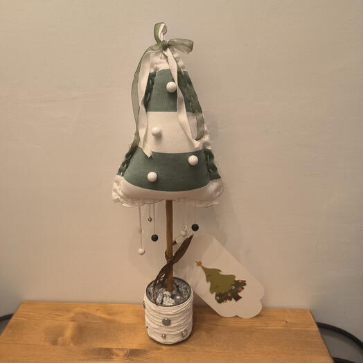 Ёлка декоративная полосатаЯ