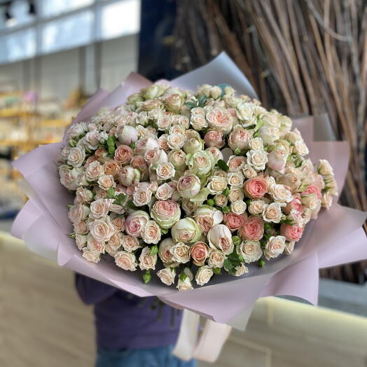 Шикарный букет пионовидных роз🌸💞