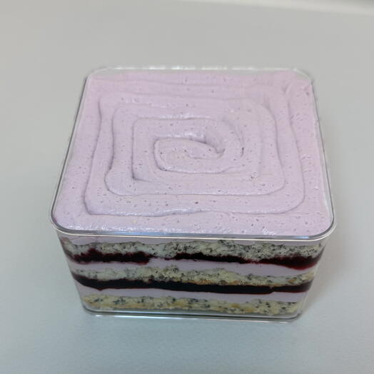 Торт CakeBox Мак-Черная Смородина