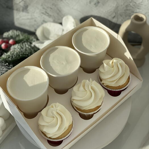 Набор десертов Cake to go/ трайфлы/ торт в стакане и капкейки