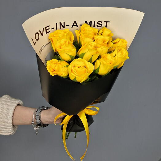 Букет из 11 жёлтых роз 💛🖤