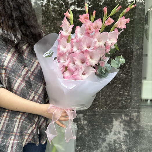 Букет гладиолусов