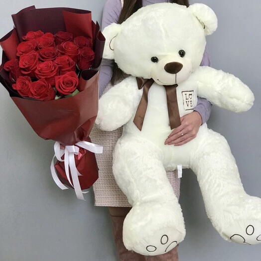 15 красных роз и мишка 🌹
