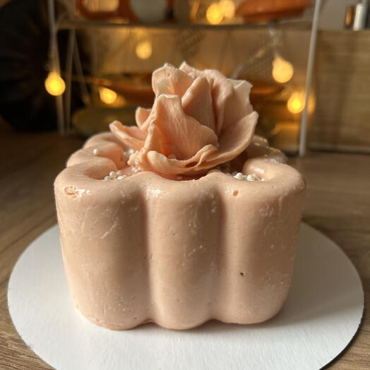 Клубничное Птичье молоко с розой