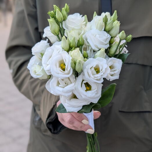 Букет невесты из эустомы