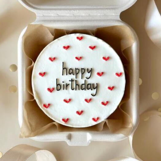 Бенто-торт «Happy birthday» с сердечками на день рождения