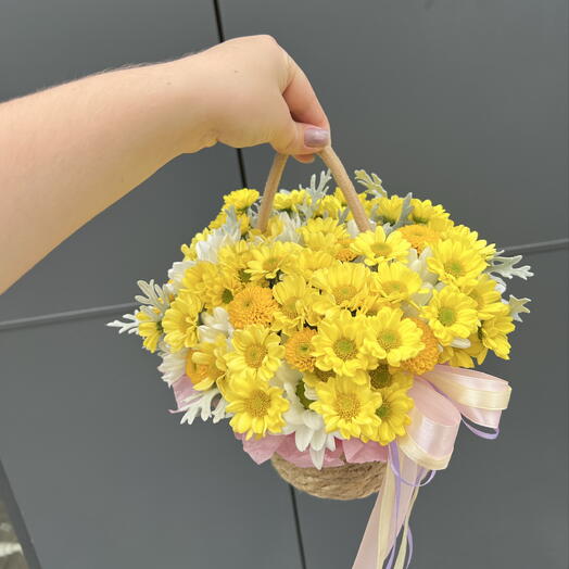 🌼Композиция со стойкой ромашковидной хризантемой и сантинии🌼