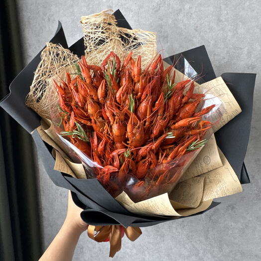 Букет с раками в стильной упаковке 🦞