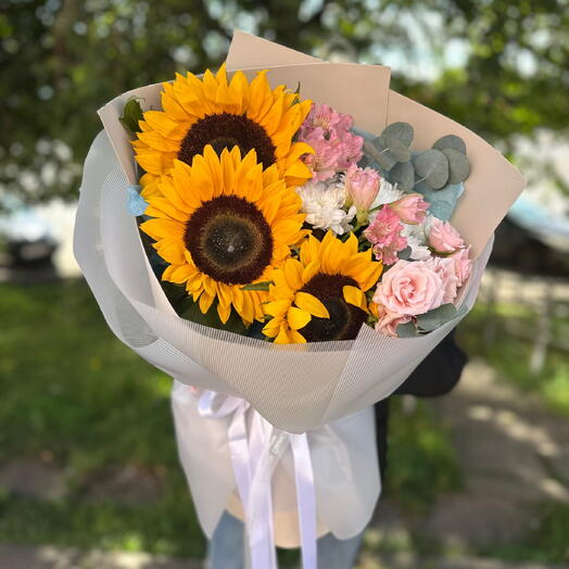 Сборный букет с подсолнухами🌸