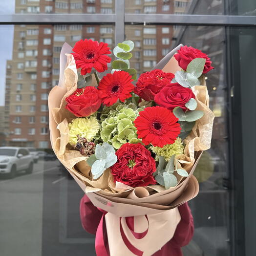 Букет с Герберой «Кармен»