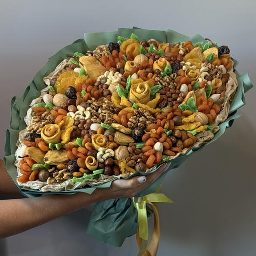 Букет из сухофруктов
