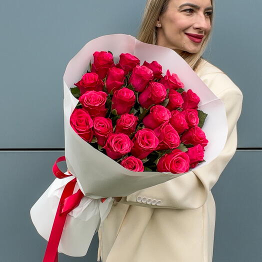 Букет. 25 Ароматных роз. Монобукет 557. Leoraflowers