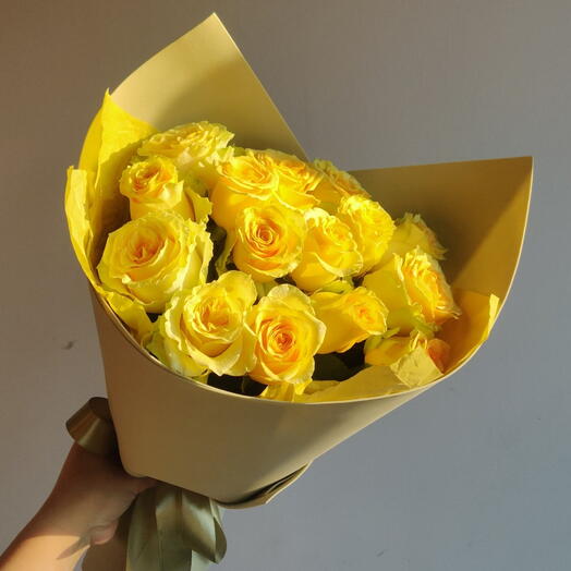 Монобукет из 15 жёлтых роз 💛