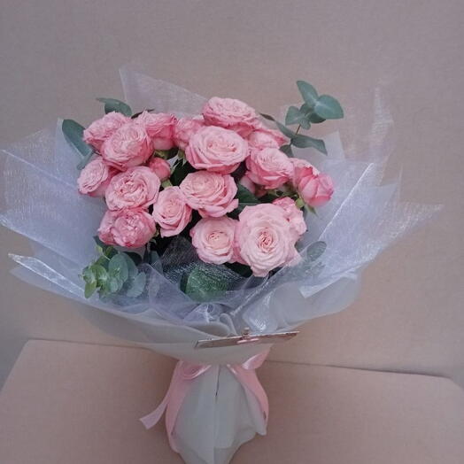 7 spray roses bouquet