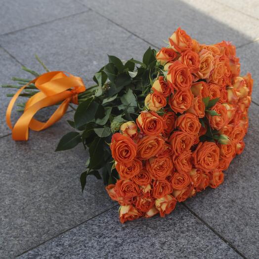 Bouquet of 21 bushy orange roses "King Bubbles"