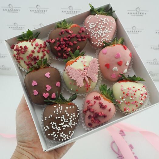 Fresa en chocolate mezcla Romántica 9 piezas