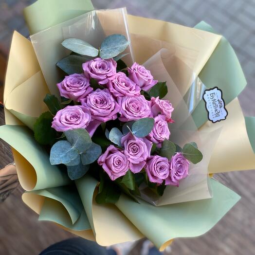 Bouquet of purple roses "Olive"
