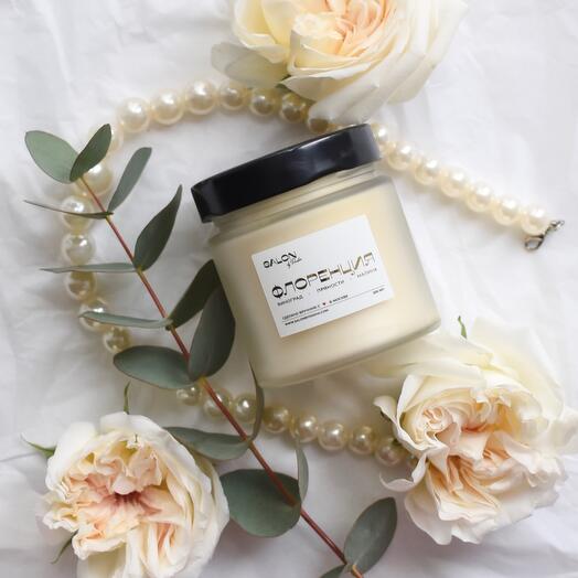 Aroma candle "Florence" with the aroma of grapes and raspberries handmade from soy wax 200 ml in a gift box